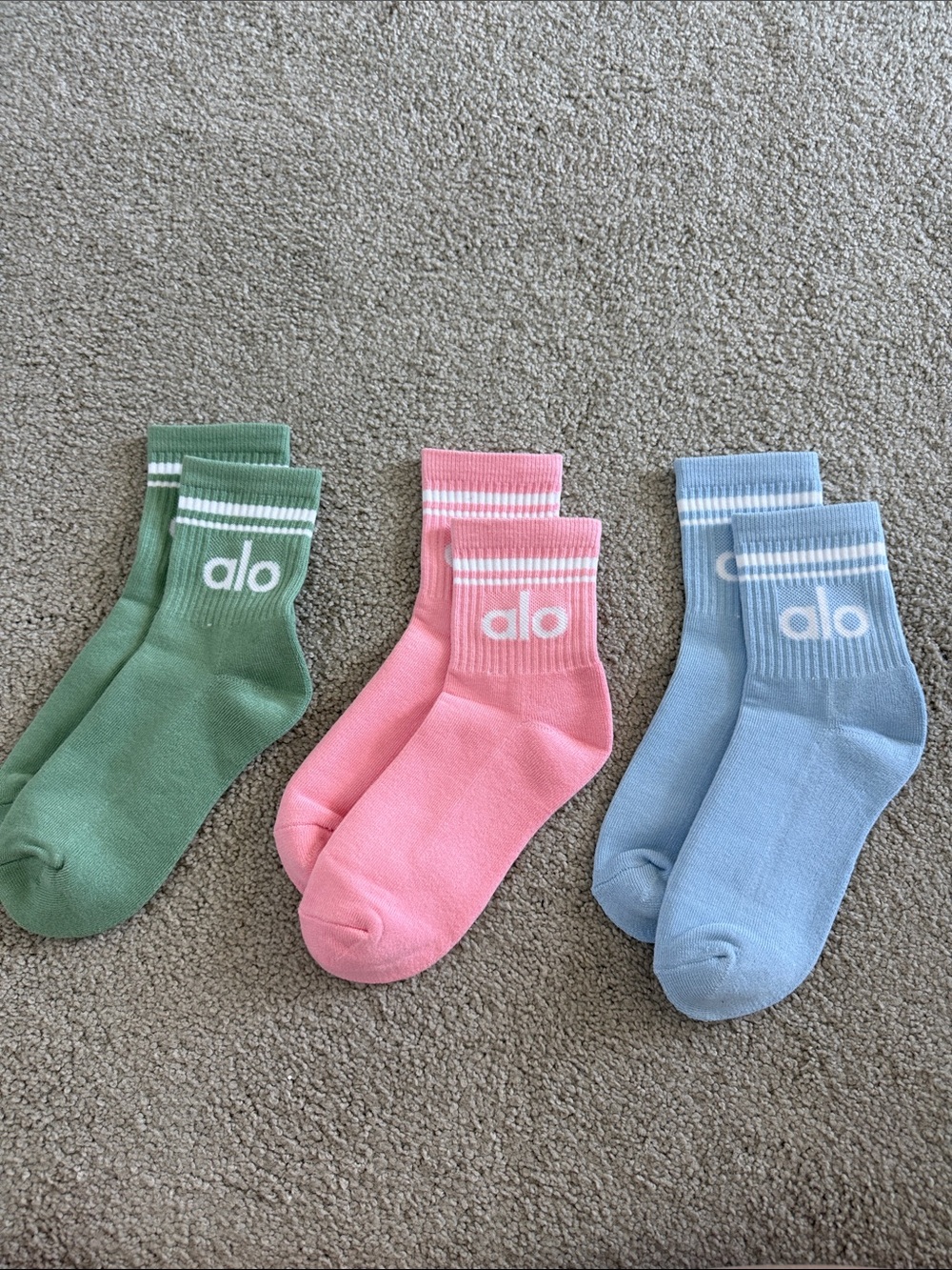ALO Unisex Half-Crew Throwback Socks - 3 pack in Green, Pink & Light Blue